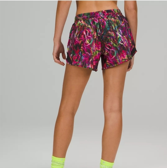 Lululemon Hotty Hot Low Rise 2.5" Lined Tall - Picture 2 of 6